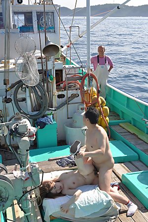 Huge boat sluts Miki Uemura and Hinata Serina