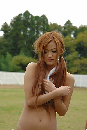 Nasty babe An Umemiya gets outdoor group sex