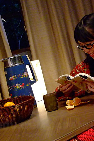 Sexy Yukina Aoyama loves to tease her cunt